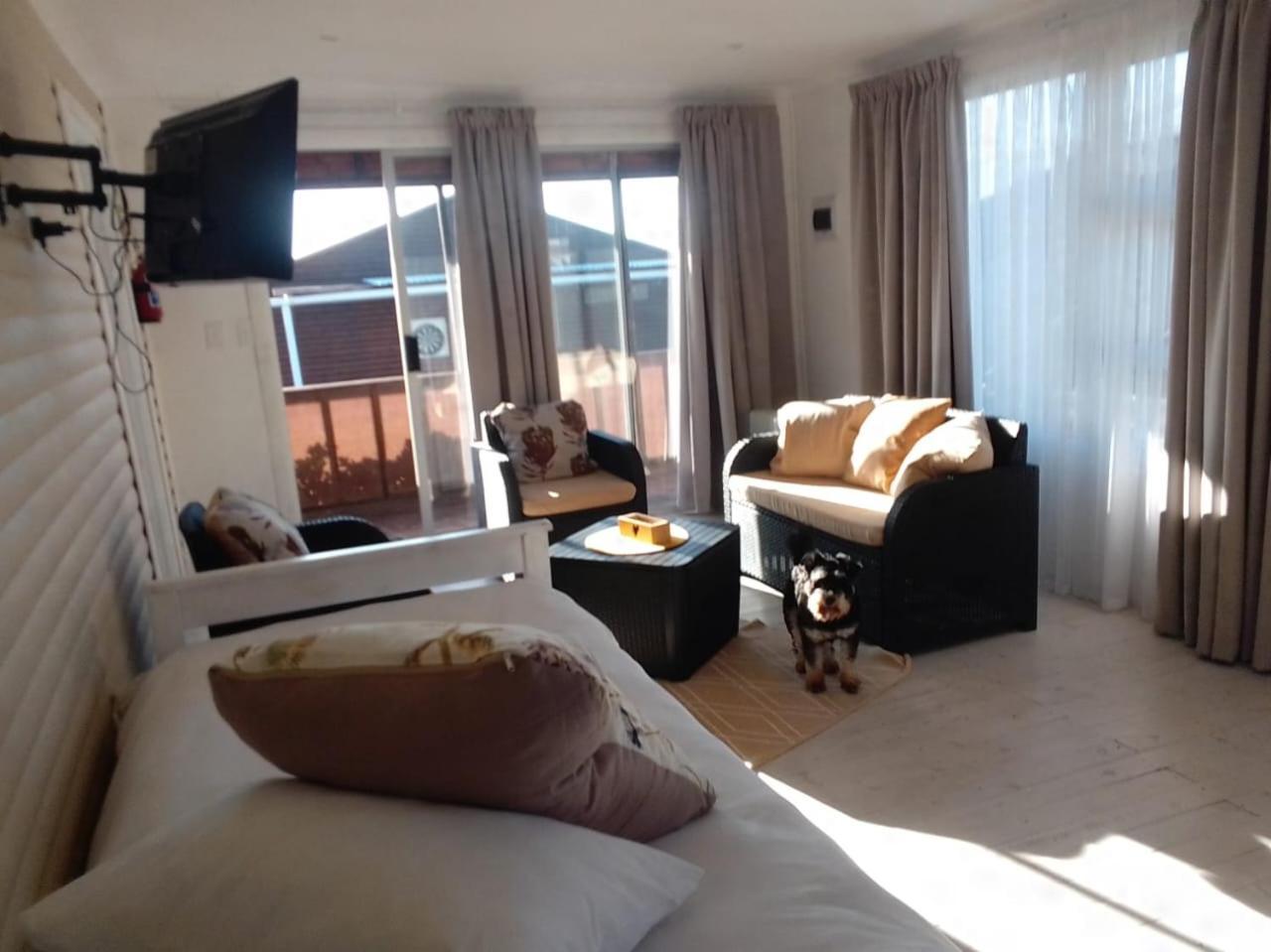 Coco De Mer - Self Catering Log 2 Lambertʼs Bay Extérieur photo